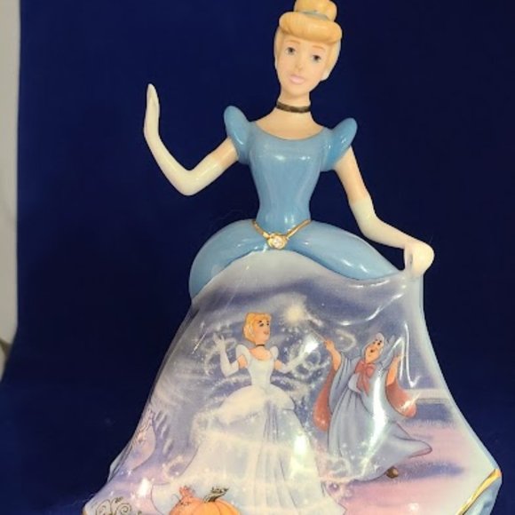 2004 Disney Princess Cinderella Bell - Picture 1 of 5